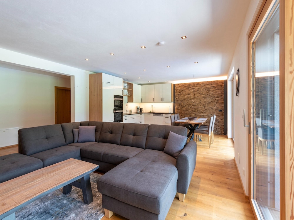 Spacious Holiday Apartment Near Kitzbuhel
