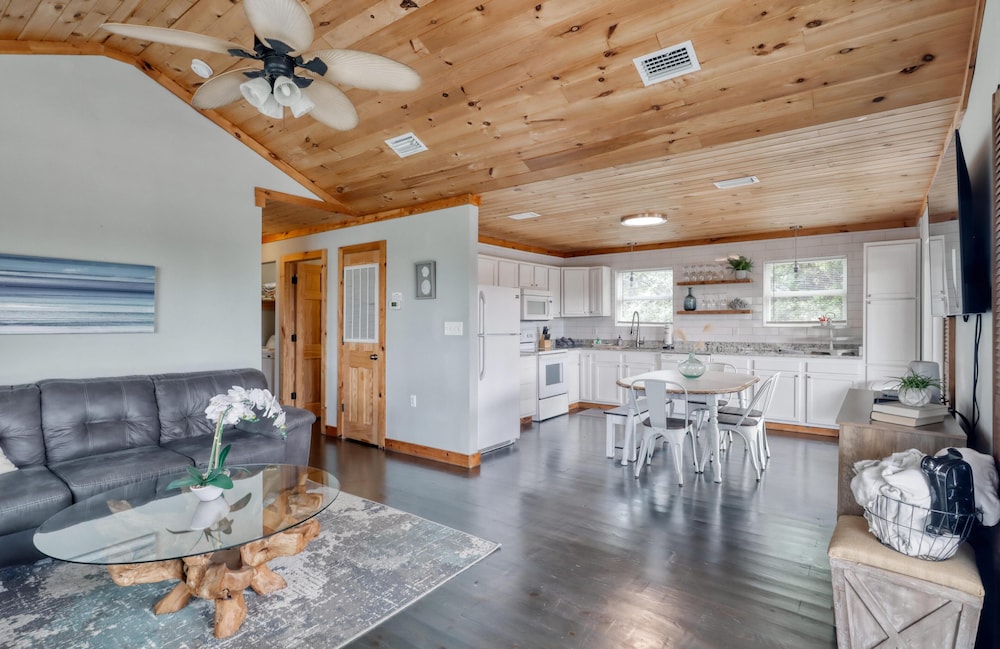 Whitesands Beach House
