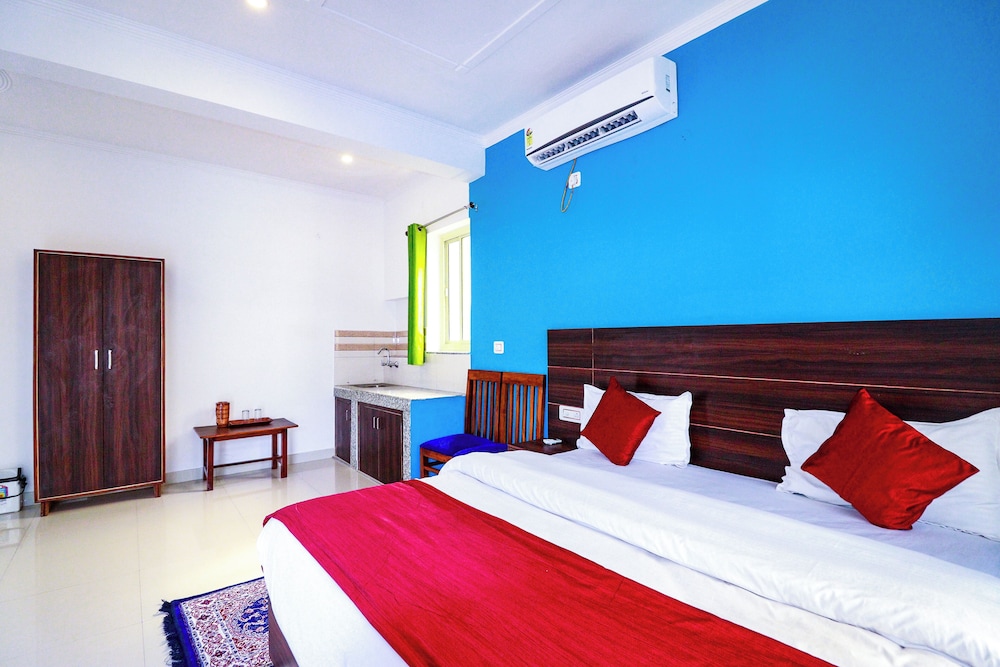 Manzil Hostel