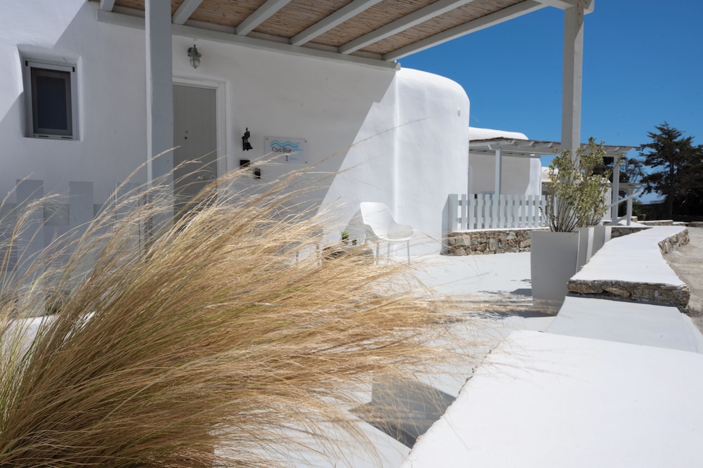 CAVO BLUE VILLAS