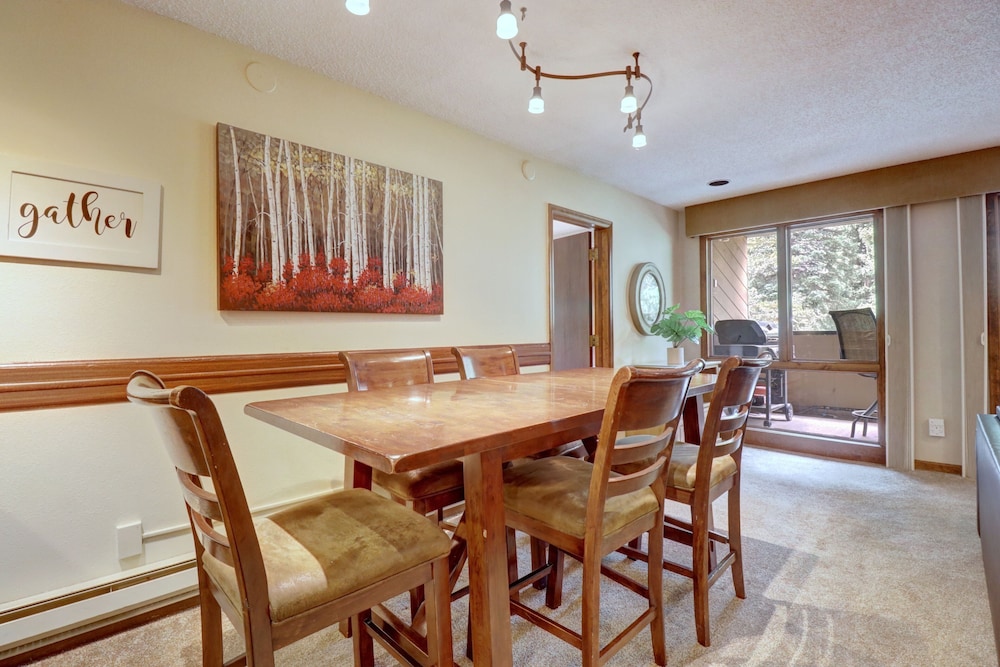 Amazing Copper Mountain Inn Condo With Awesome Views - CS221 by RedAwning