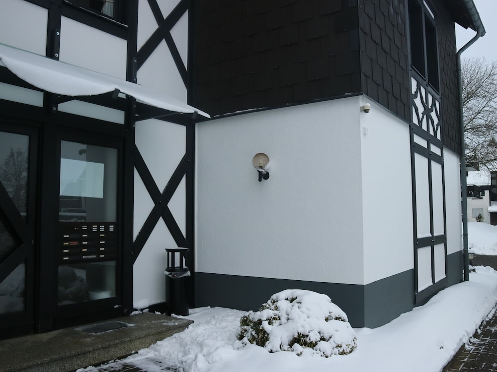 Photo 28