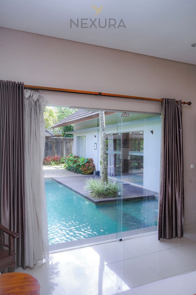 Jambu Klutuk Resort