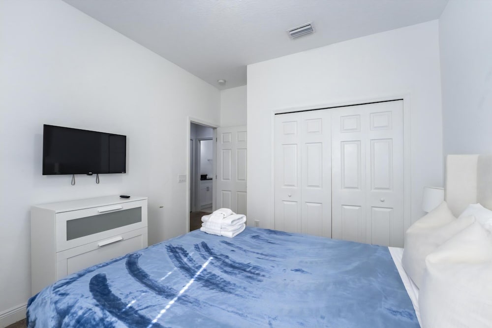 Resort 3BR Paradise Minutes From Disney