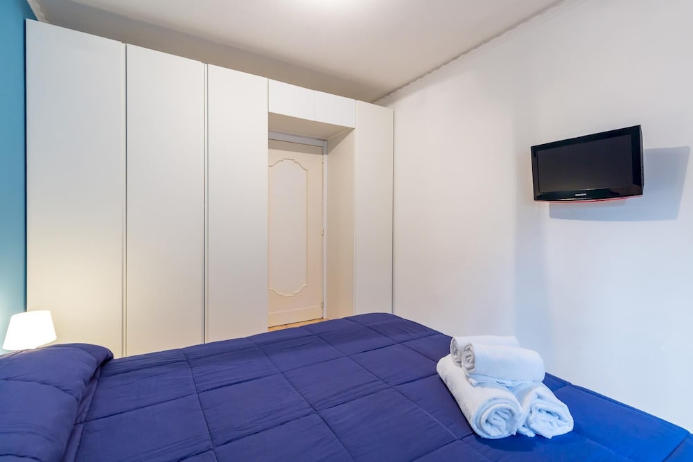 Crispi 36 - Cozy Flat and Terrace by Napoliapartments