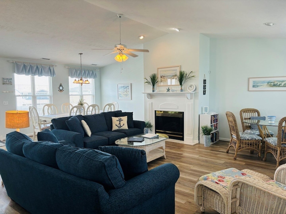 Seascape - 3 Br Home