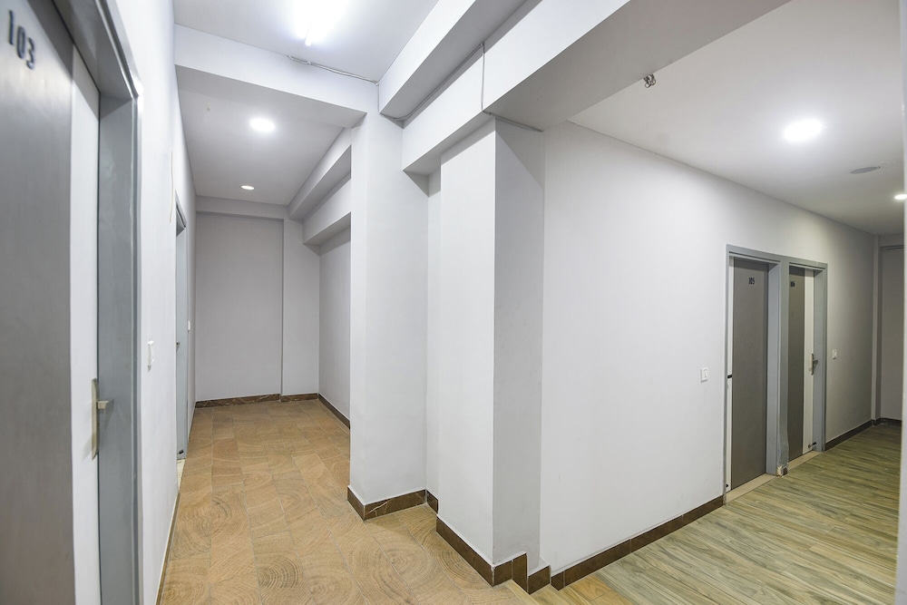 Fabhotel Dream Palace Ip Extension