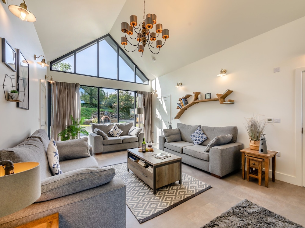 Shearwater Lodge