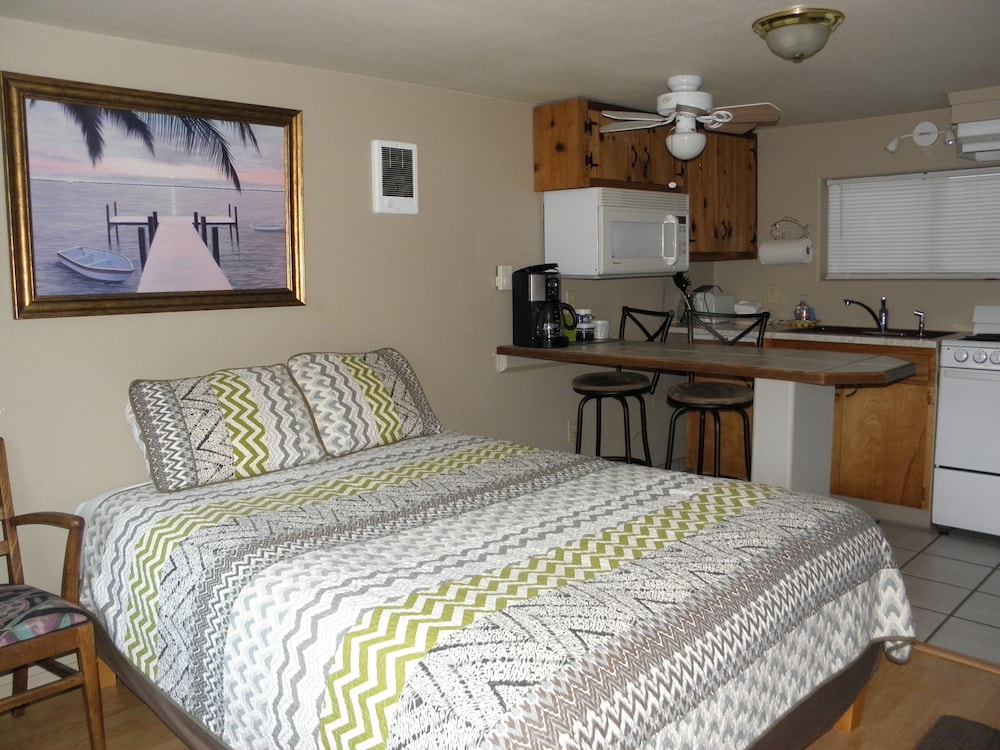 Sea Haven Motel & Guest House