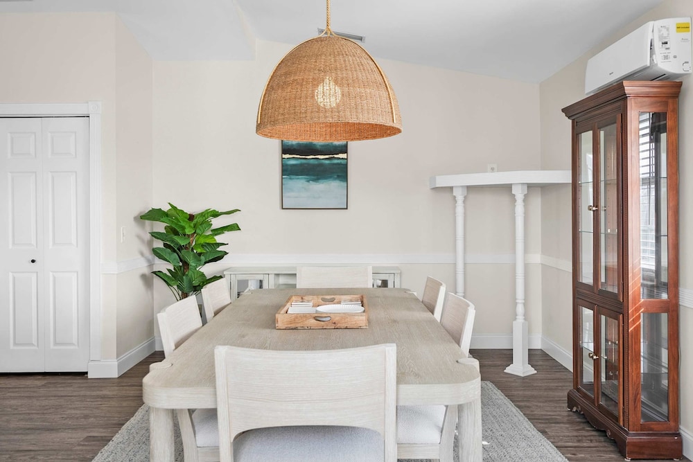 Serene Matanzas Beach House Half A Mile to Sand