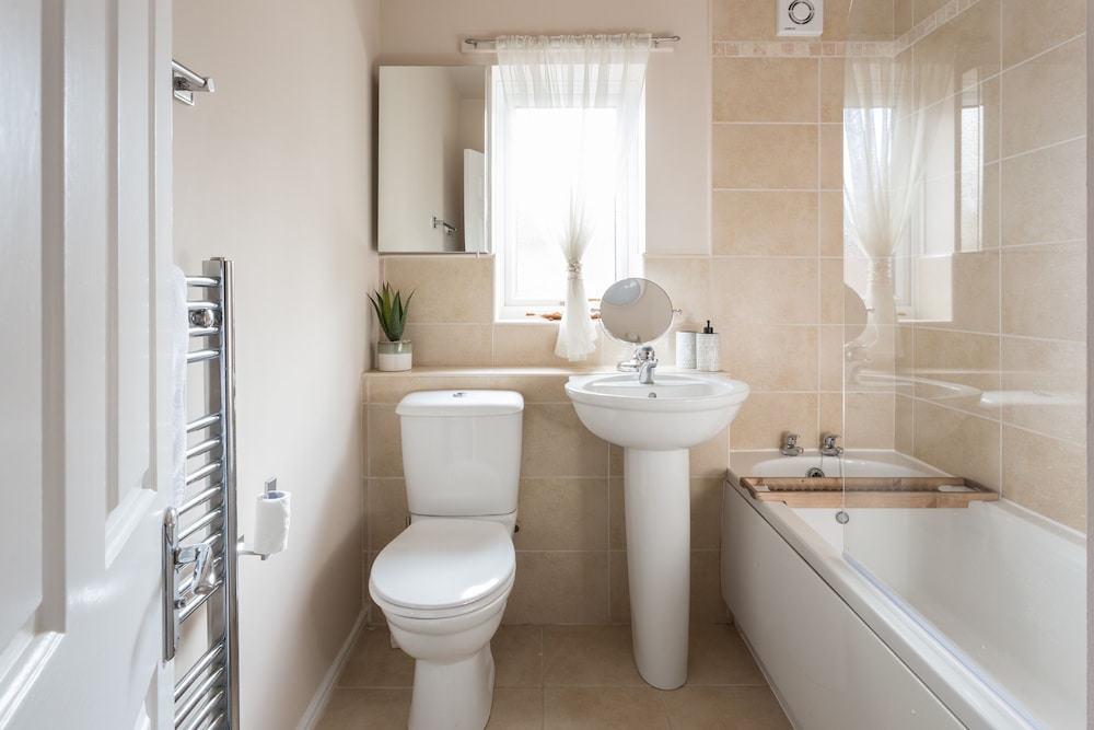 Fewster Way Townhouse view 5