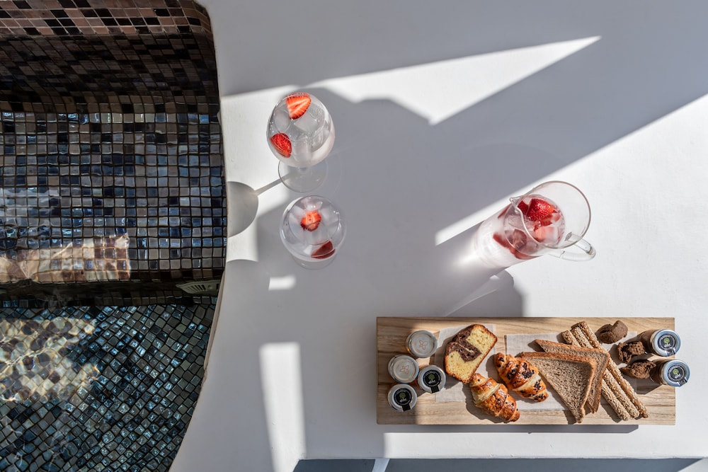 Kasimatis by La Perla Adults Only