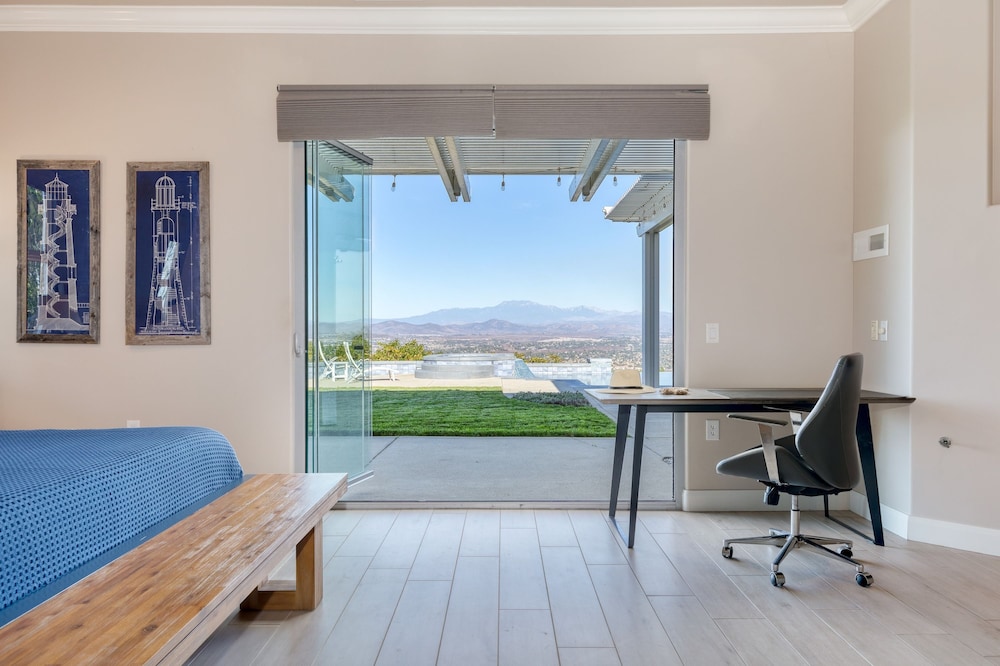 Summit Ranch by Avantstay Infinity Pool Views