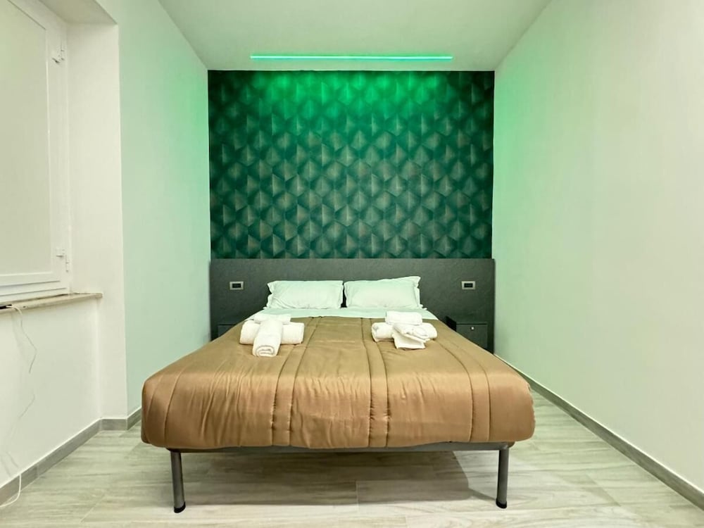Royal Rooms