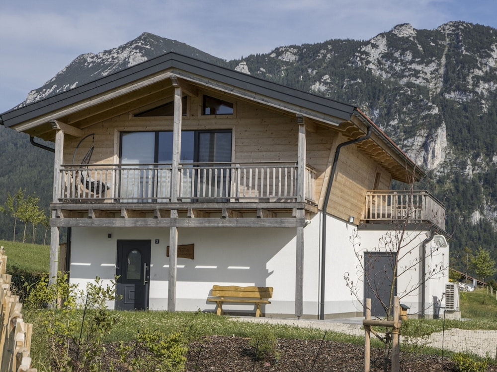 Chalet Gamsknogel mit Privatem Pool und Whirlpool