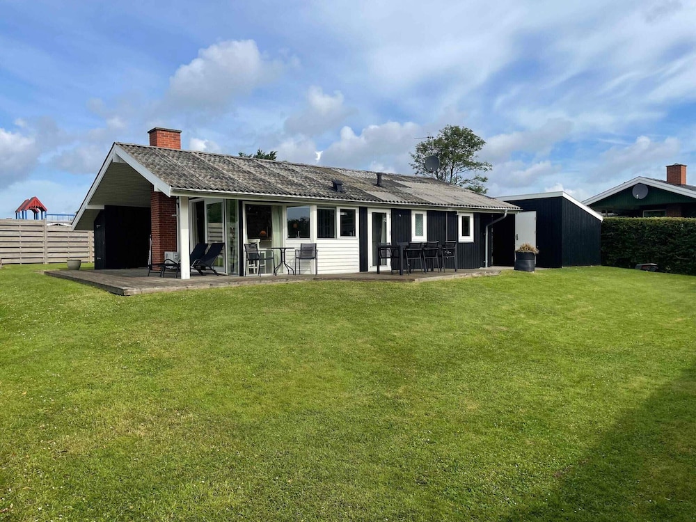 5 Star Holiday Home in Juelsminde