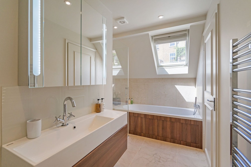 3 Bedroom Mews House - Marble Arch