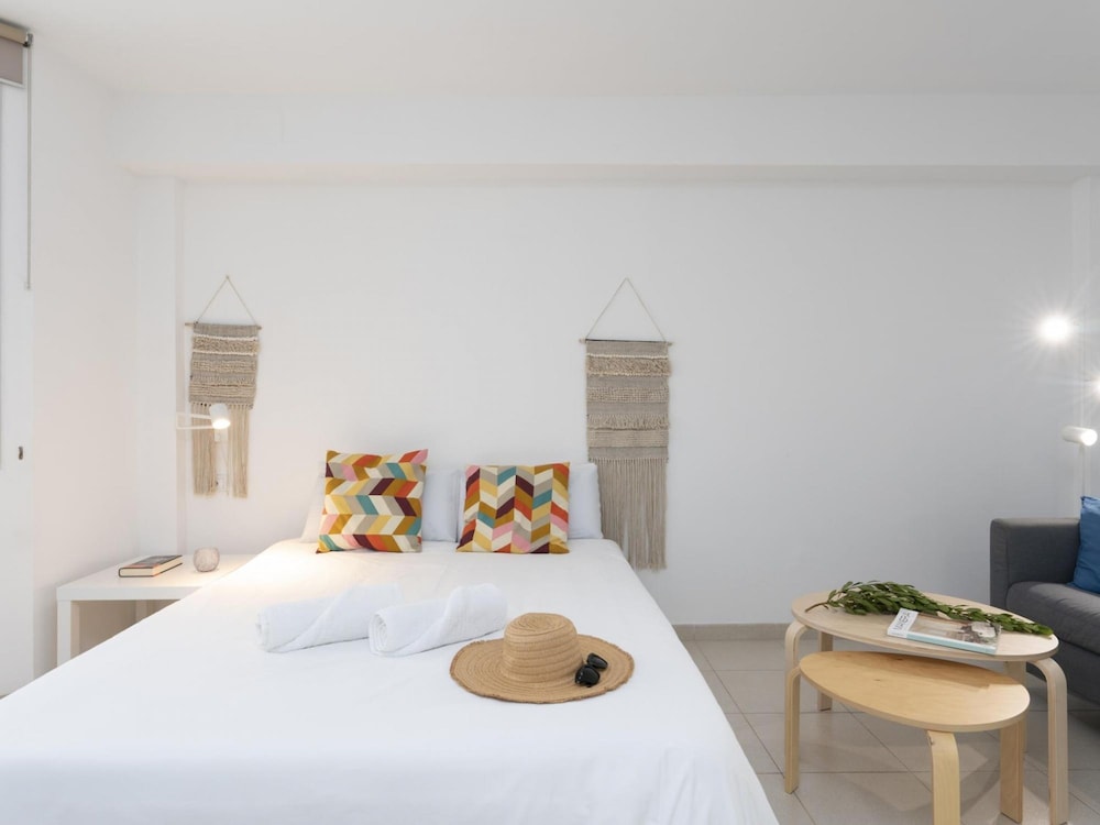 Estudio Interior con Wifi Plata de las Canteras