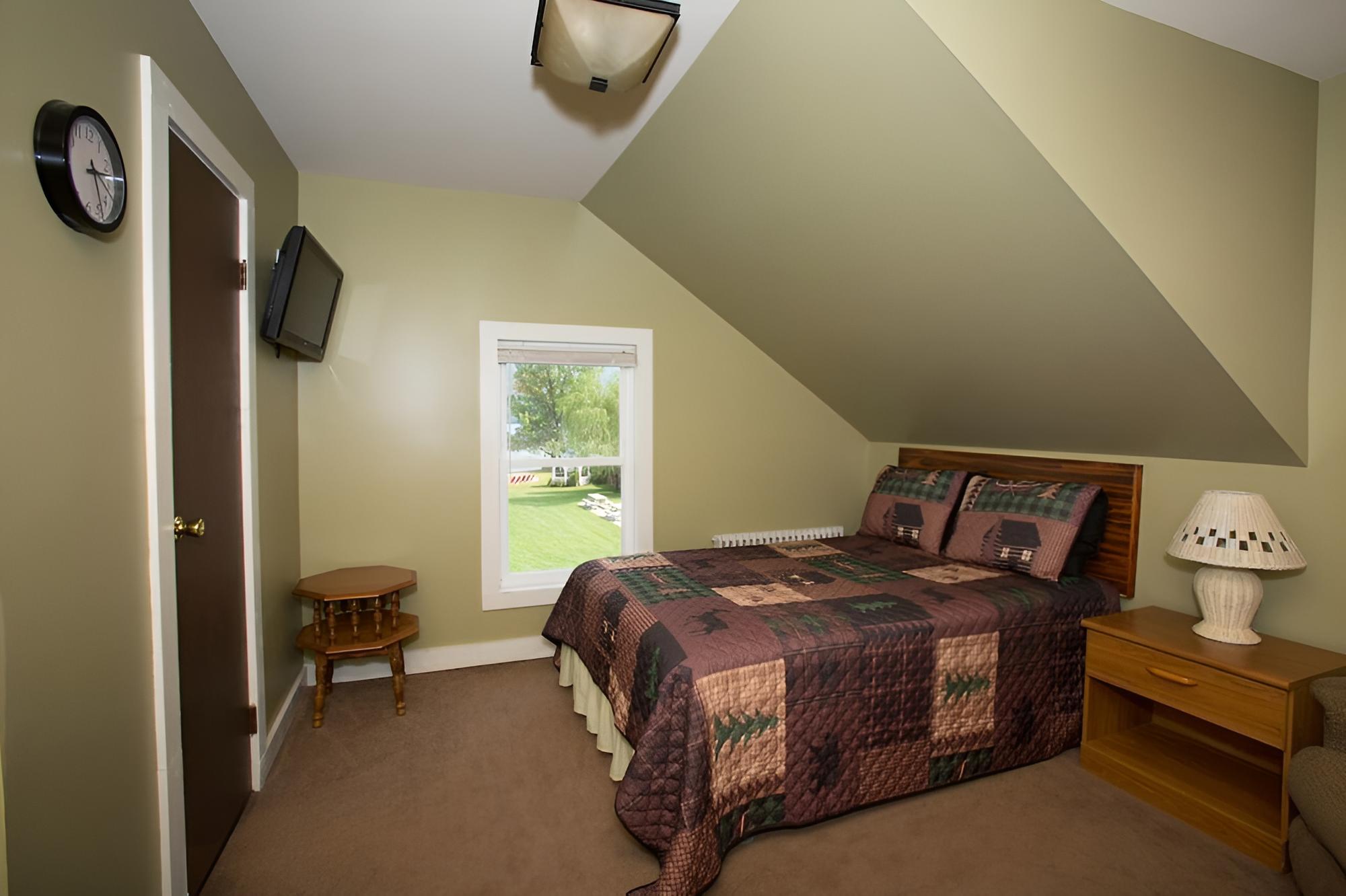 Shore Meadows Motel