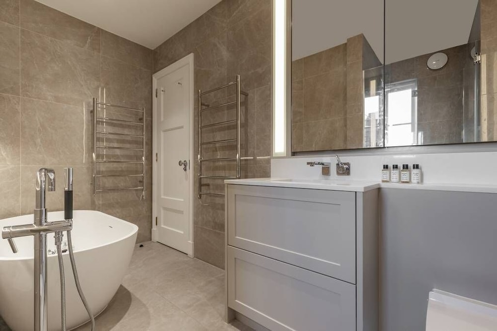 Brunswick Mews II by Onefinestay