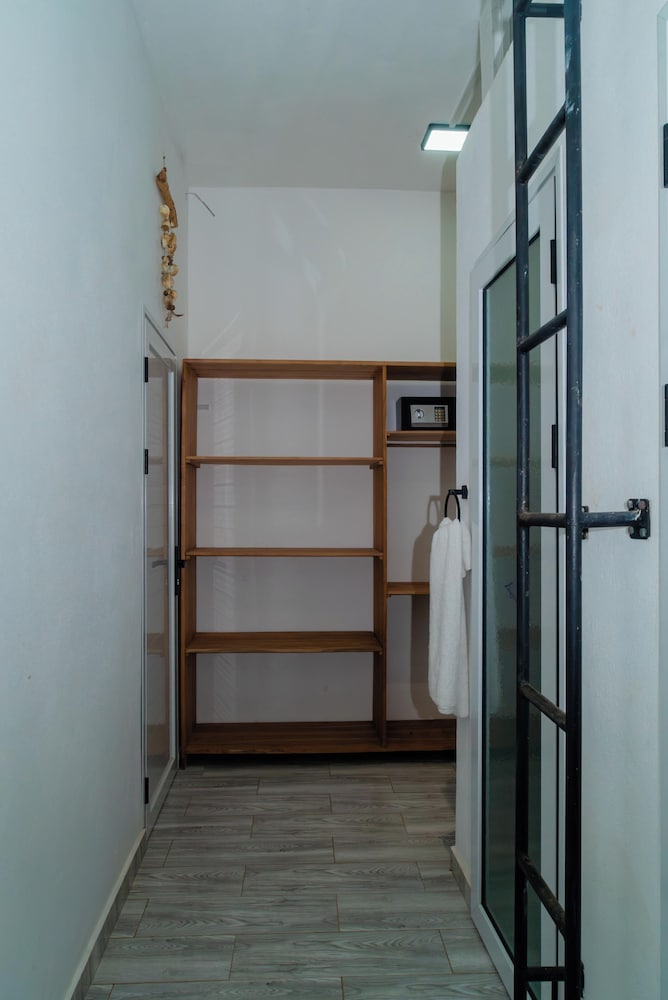 Cattleya Guest House