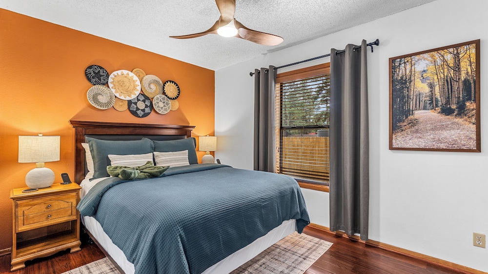 Kiowa Cabin Hideaway 6-guest Mins to Dwtn Trails