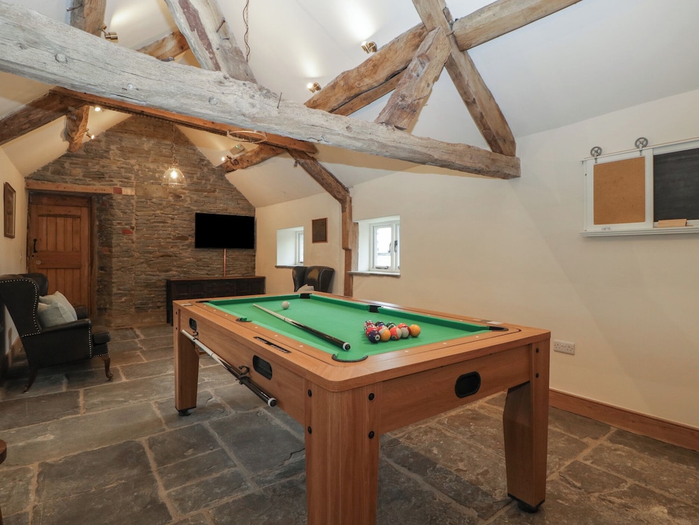 Evenjobb Court Farmhouse