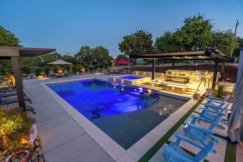 Blue Oak Oasis
