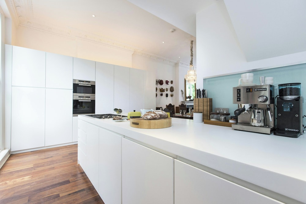 Leamington Road Villas II by Onefinestay