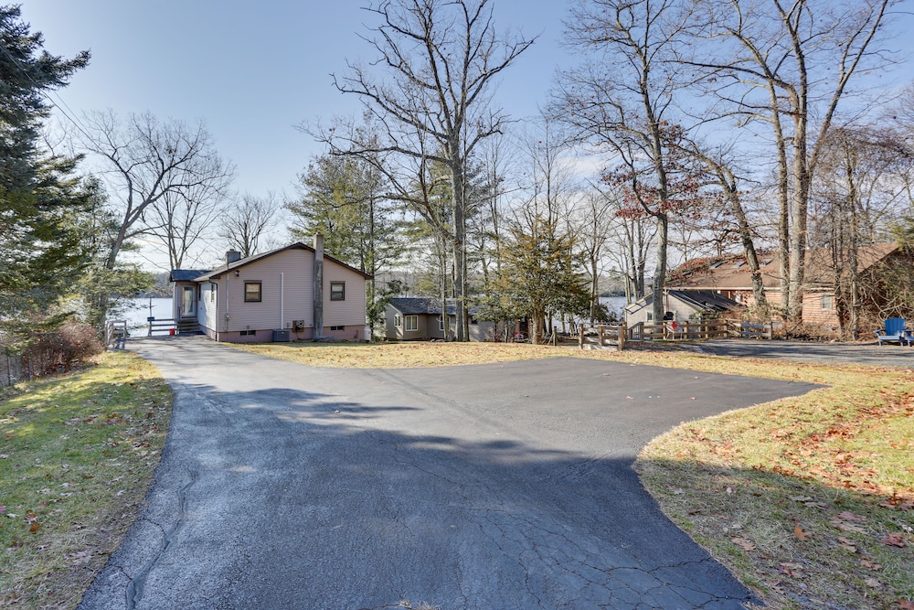 Rock Hill Home w/ Fire Pit on Wanaksink Lake! view 3