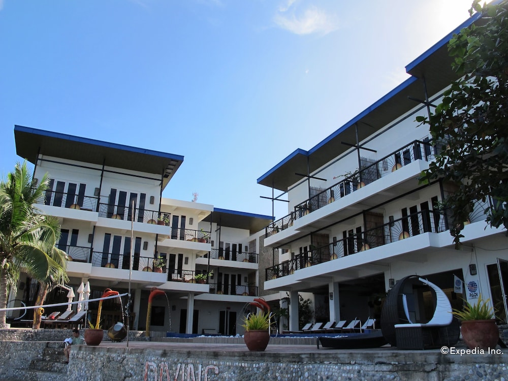 Sunset at Aninuan Beach Resort