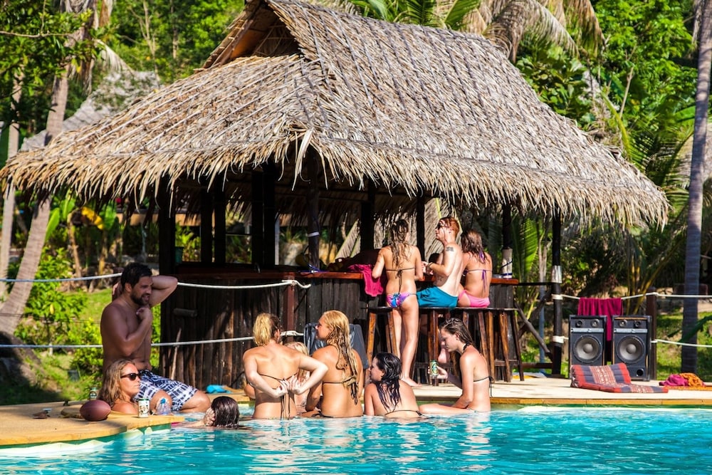 Shiralea Island Resort