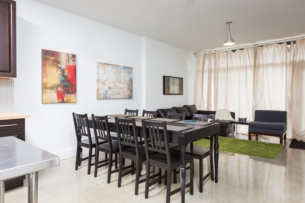 Applewood Suites - Kensington Market - Image 4