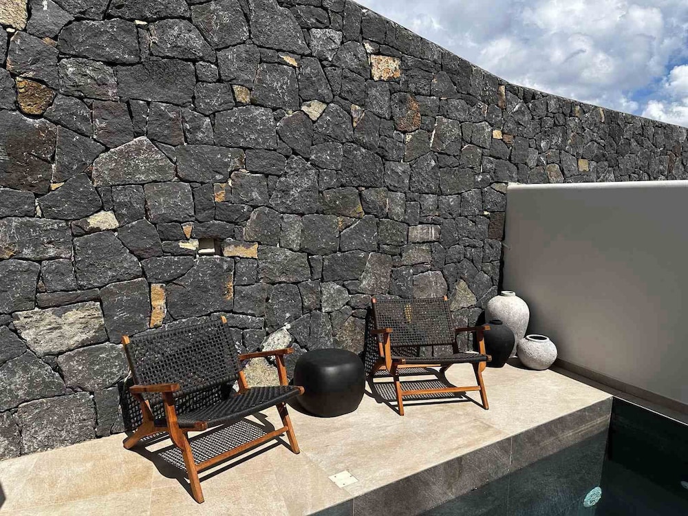 Erthā Suites with private pools