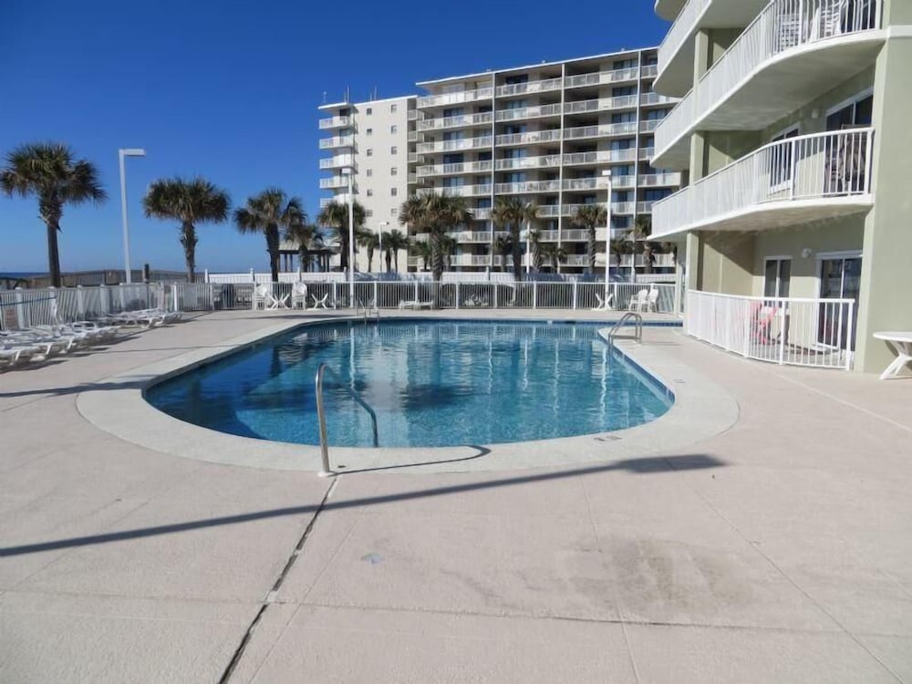 Tradewinds 903