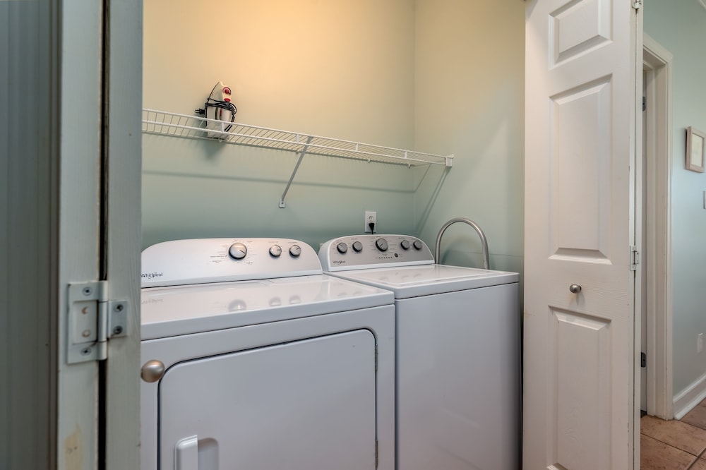Dauphin Luv A - Beach Club #201-a 2 Bedroom Condo