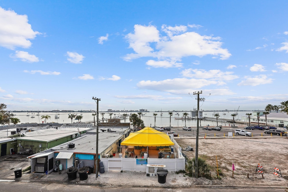 Gulfport Getaway