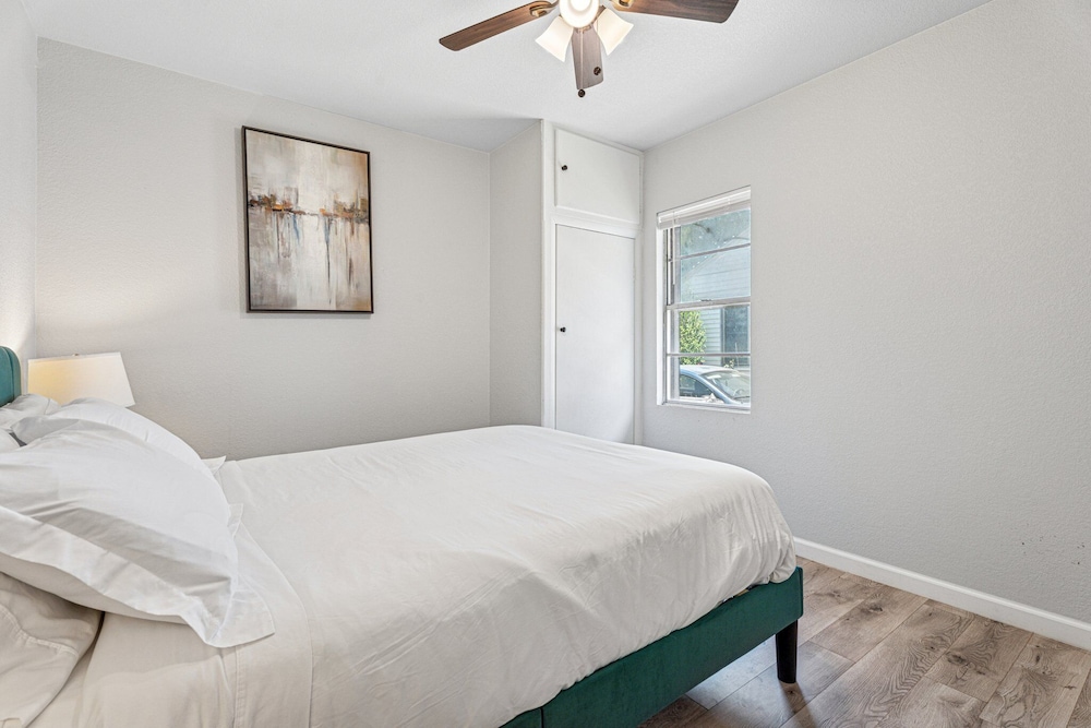 OKC 6BR Pet-friendly Near Penn Square 60