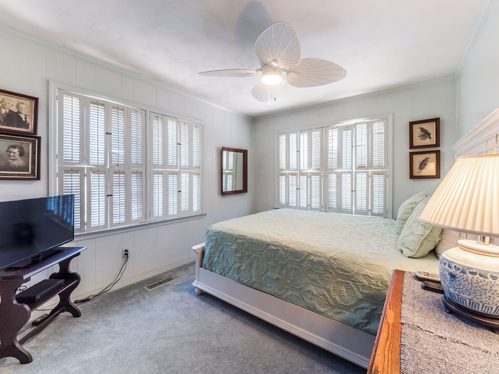 S.O.B. (Sweet Ol' Bill) by Topsail Realty
