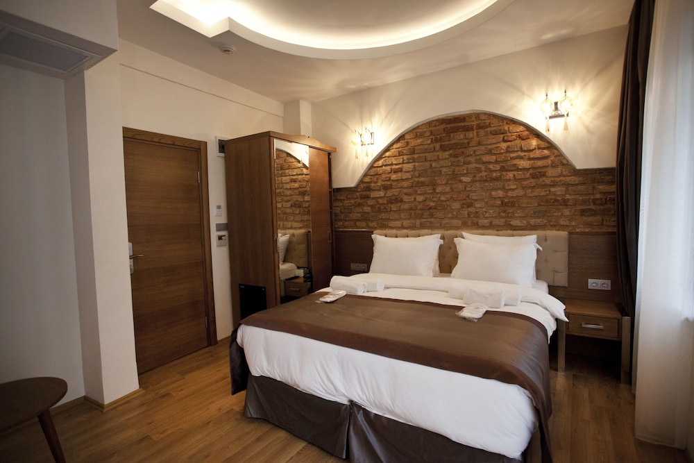 Pera Line Otel - Image 21