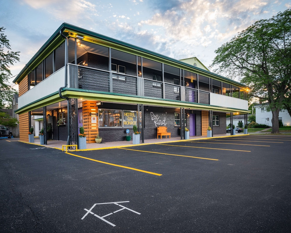 Hotel on Monroe, BW Signature Collection - Image 1