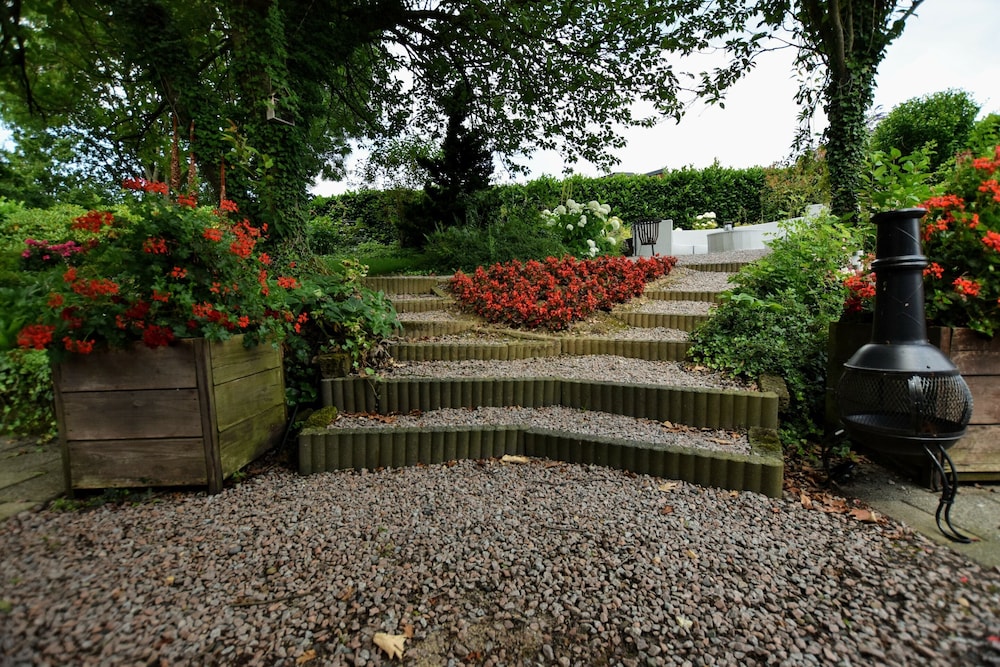 Luxury Holiday Home in the South of Limburg Province with Hot Tub, Sauna, Large Garden view 4