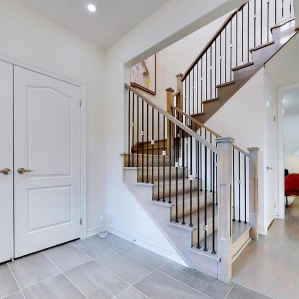 Georgina. New 4 Bedroom House Near Lake Simcoe