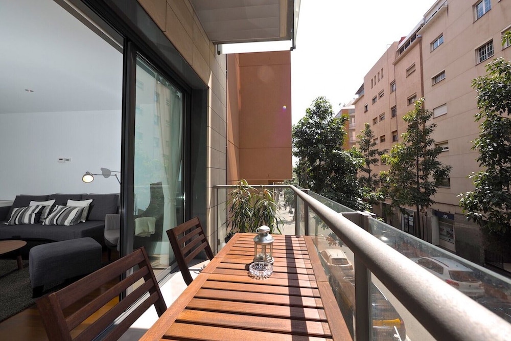 Les Corts Apartments By Olala Homes