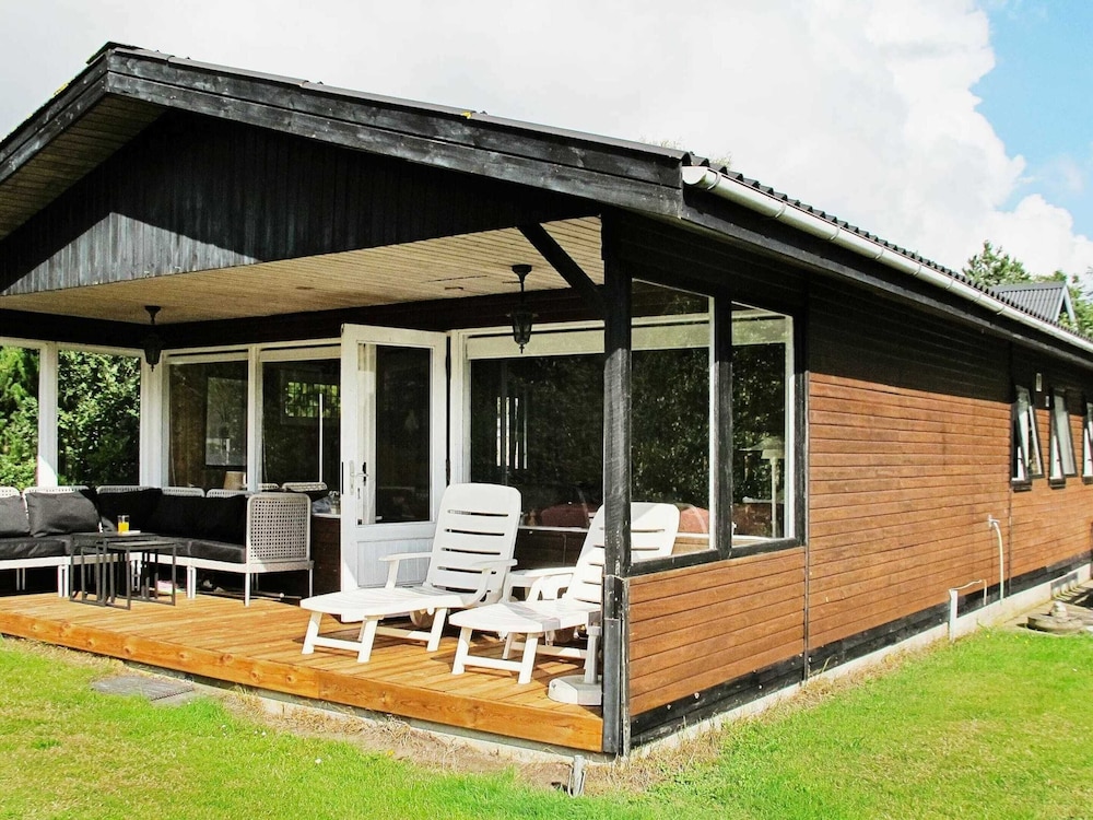 4 Person Holiday Home in Hals-by Traum