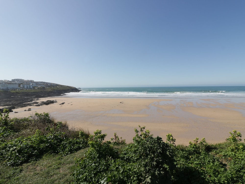 31 Cliff Edge