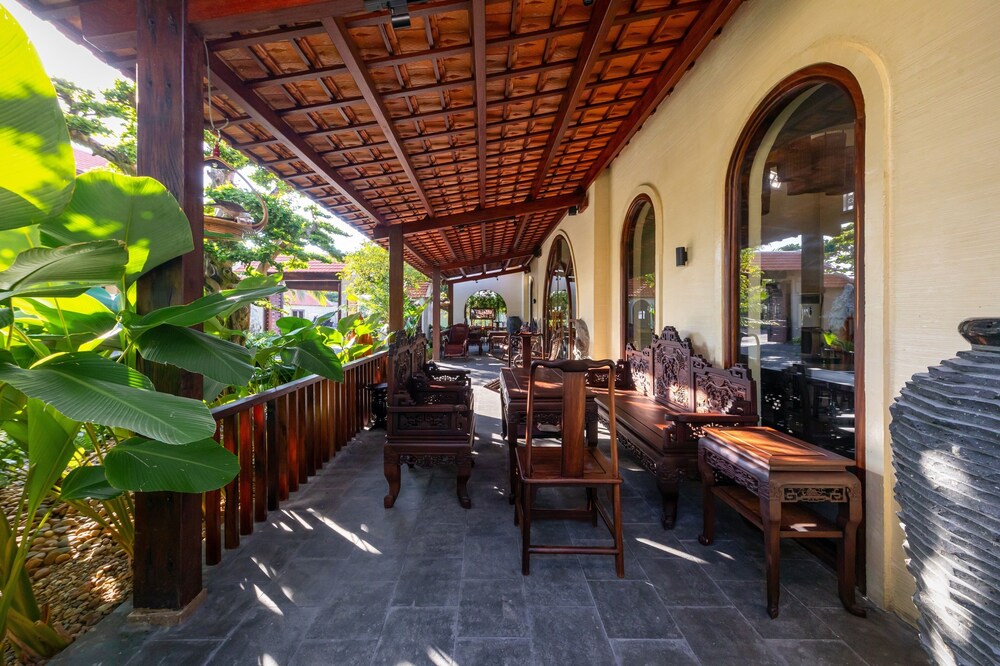 Sun Village Beach Resort