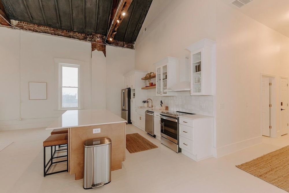 East Main Lofts