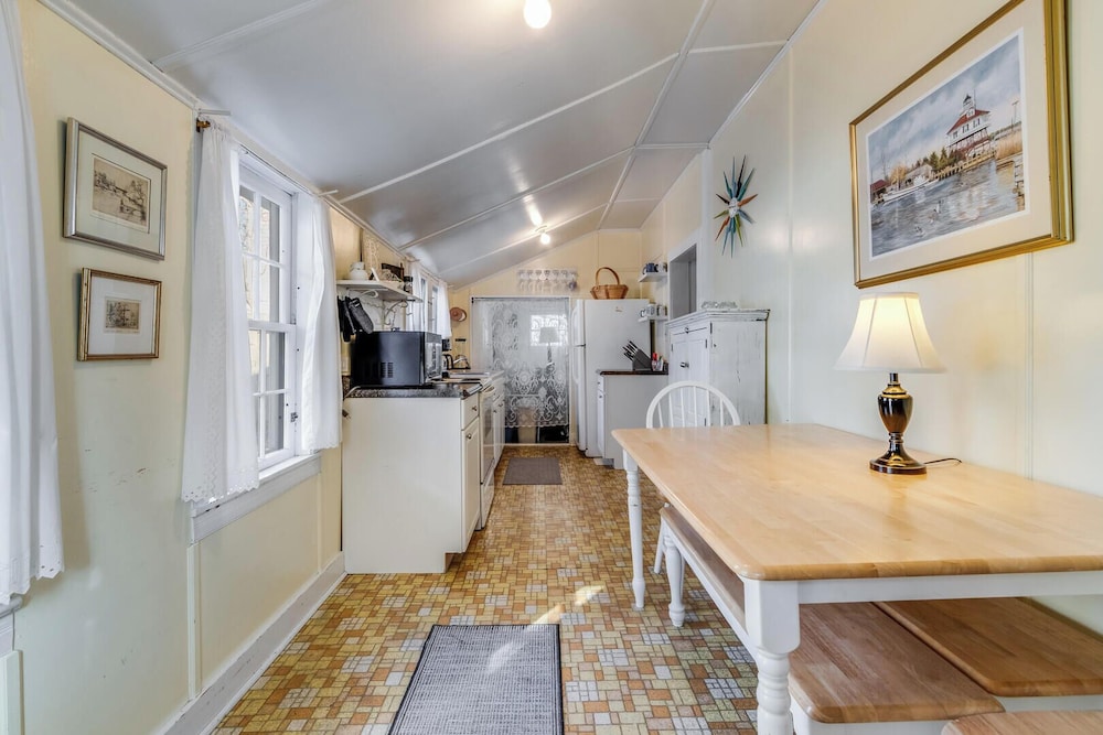 Hickman Street 103