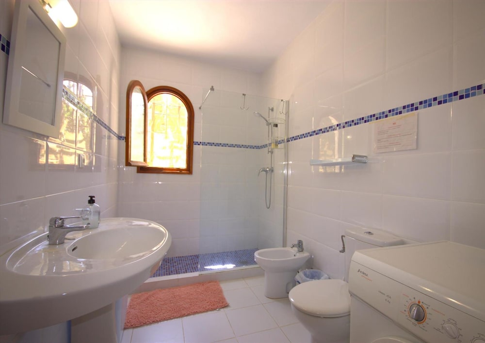 La Cartuja in Javea With 5 Bedrooms and 4 Bathrooms